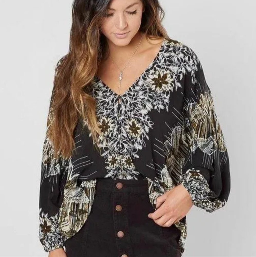 Free People Birds Of A Feather Balloon Sleeve Top